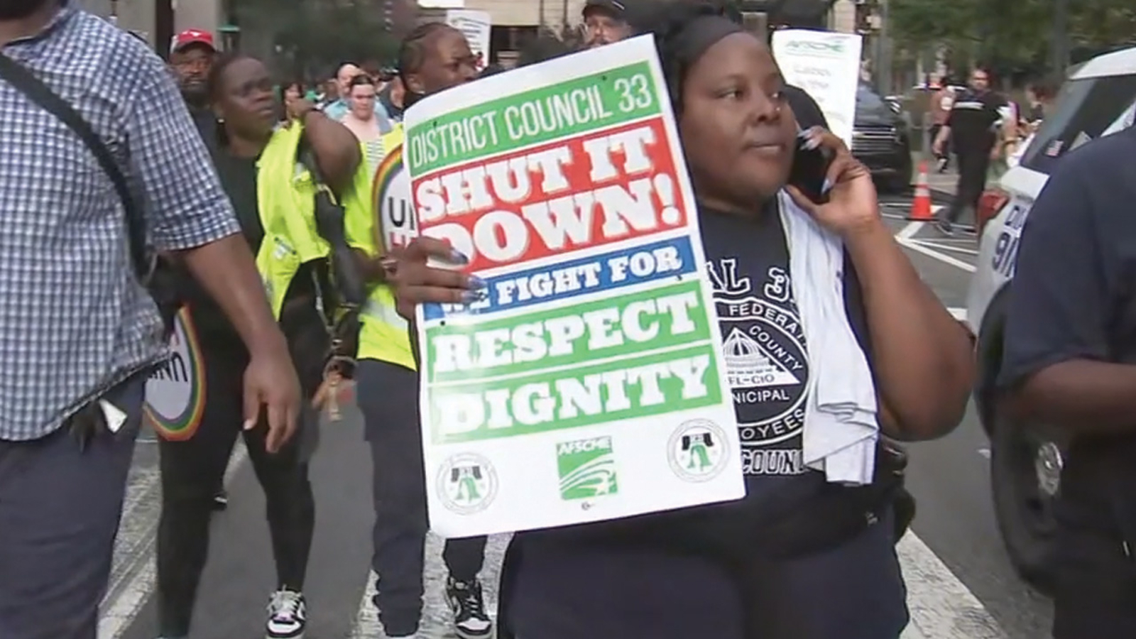 16897286 063025 wpvi dc33 strike img