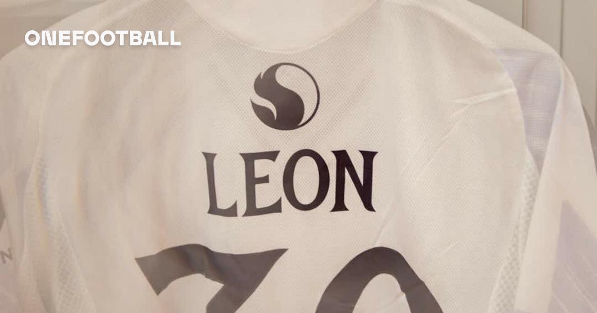 ¡Diego León es titular en el primer amistoso del Manchester United!