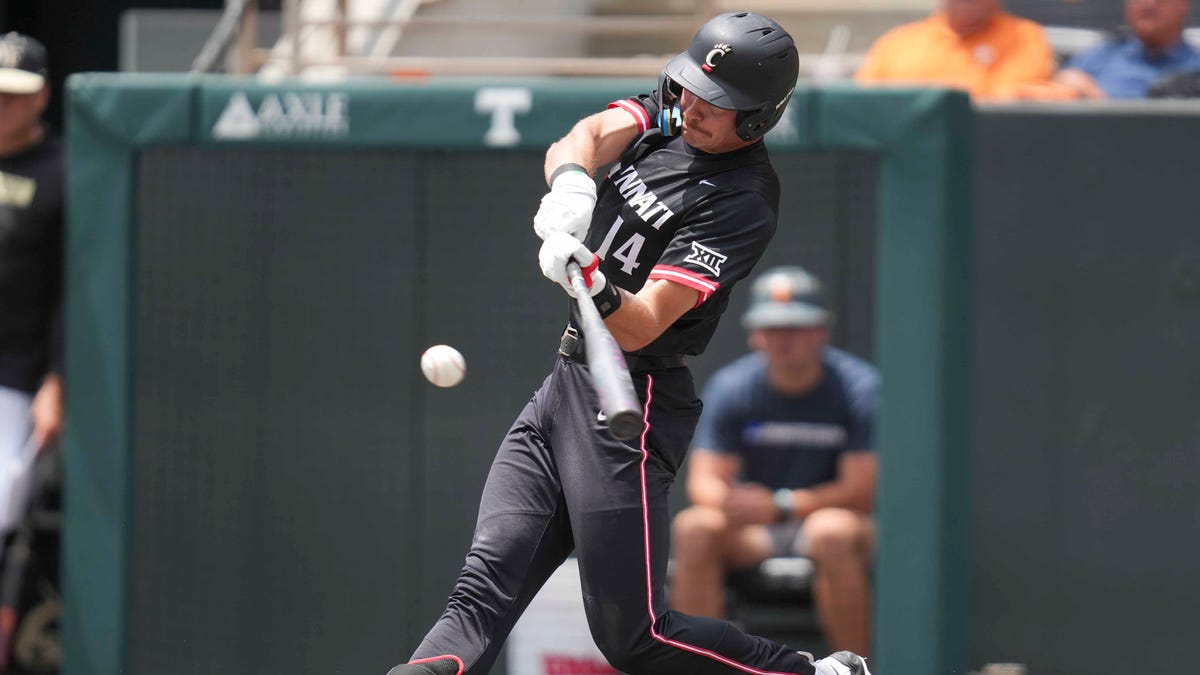 83951818007 20250530 cincinnati vs wake forest baseball aa 19