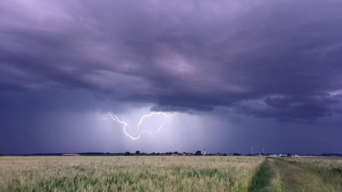 Gewitter und Regen werden uber Bayern erwartet