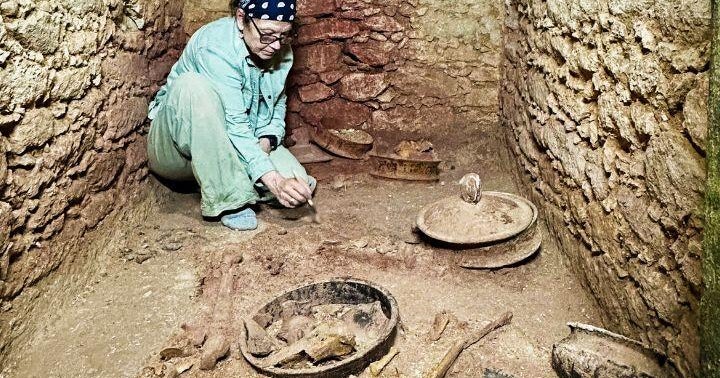 caracol tomb diane chase newsroom