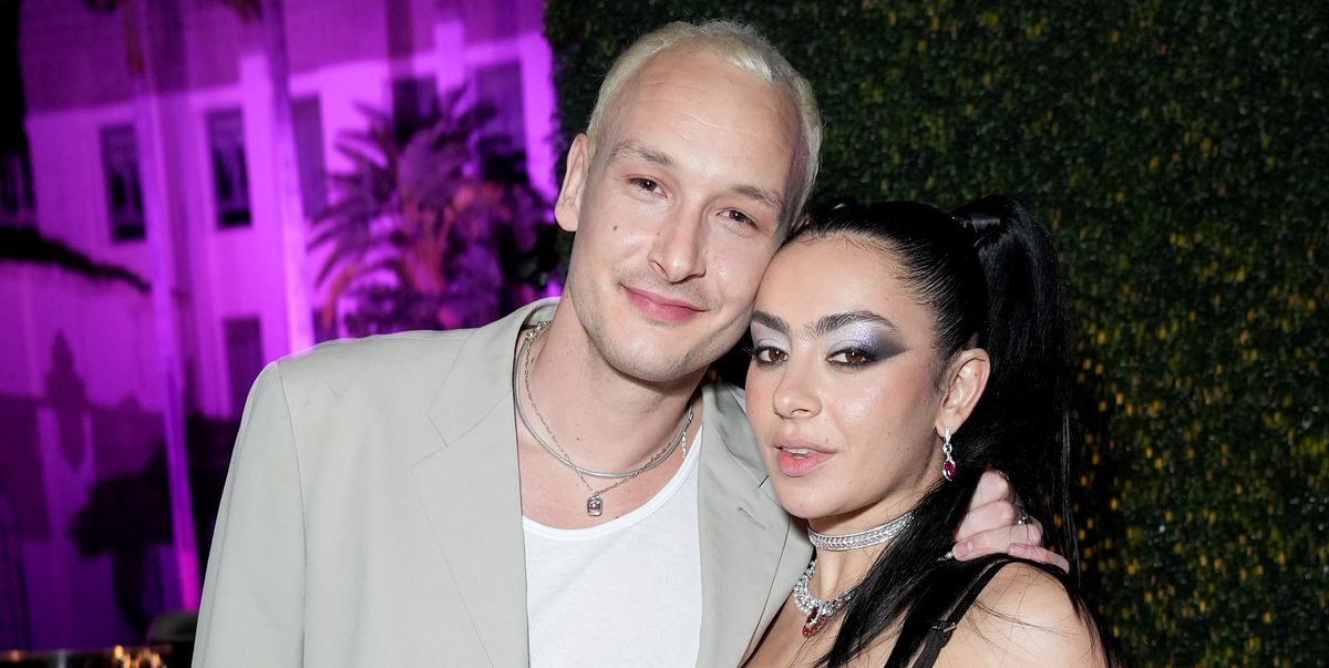 george daniel and charli xcx attend the 2023 vanity fair news photo 1752236277.pjpeg
