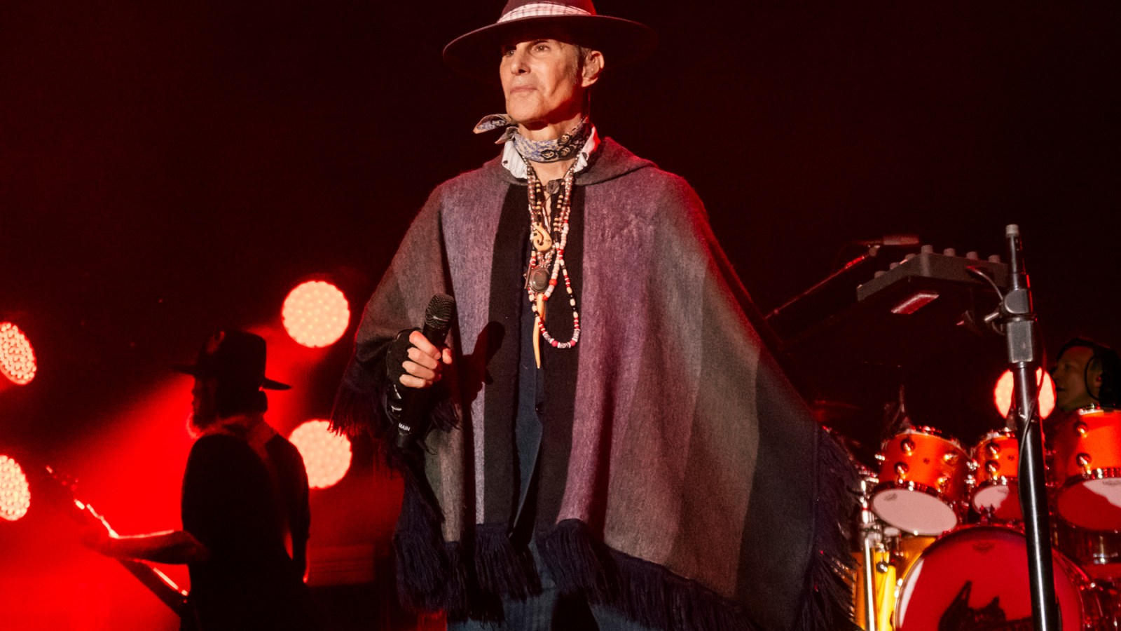janes addiction suit