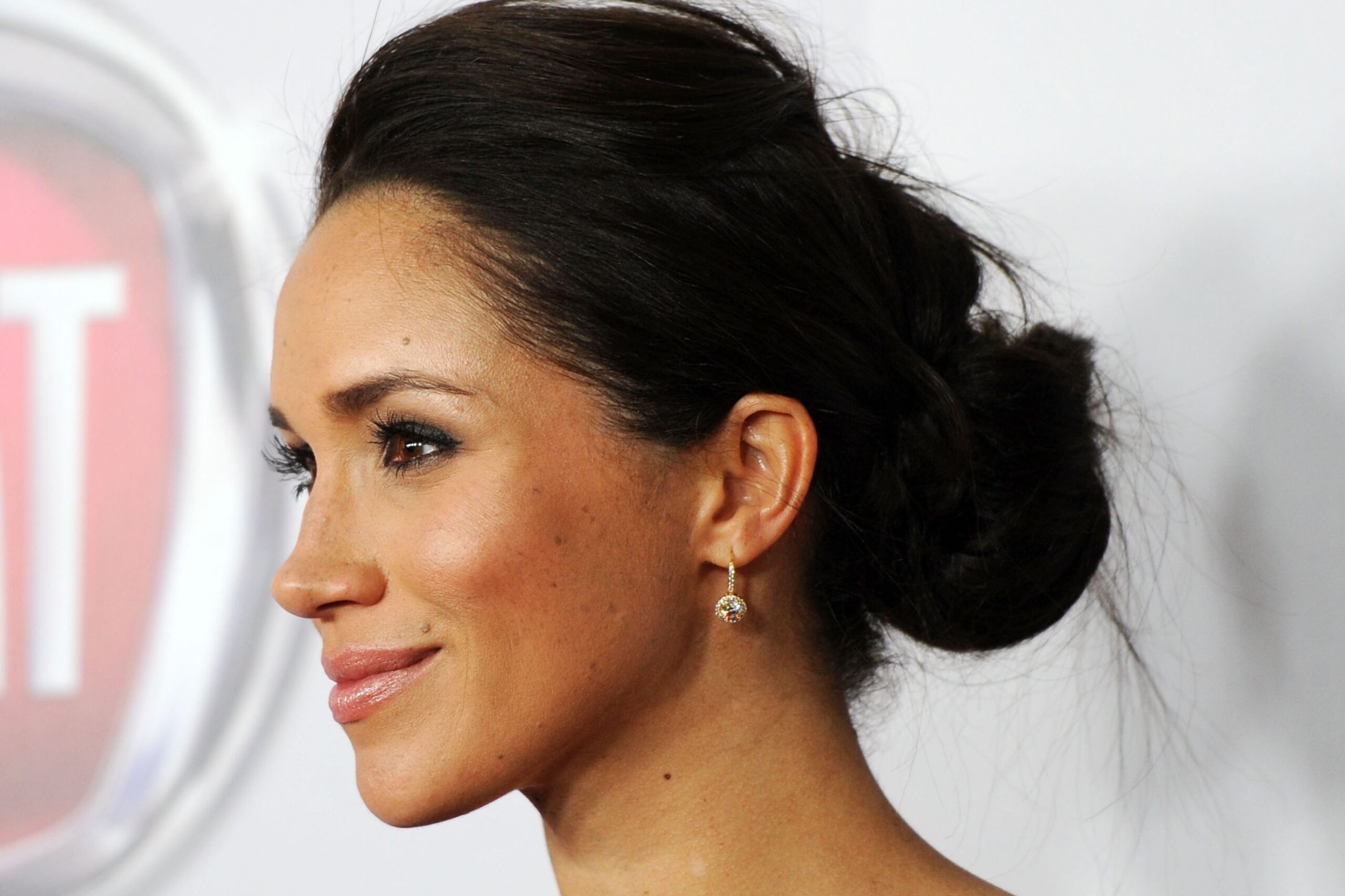 meghan markle golden globes after party scaled
