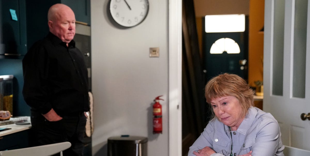phil mitchell eastenders julie bates 6862aaa4ec740