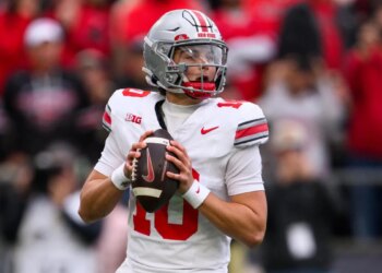 2025 Heisman Trophy odds, favorites: Top candidates headline Week 14 rivalry games