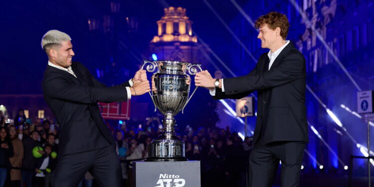 Alcaraz y Sinner llegan al combate final; Djokovic es baja