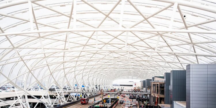 Atlanta airport cleared after bomb threat in international terminal