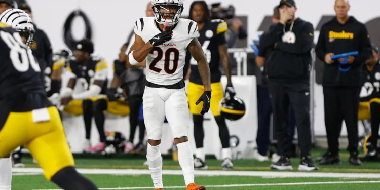 Bengals Defensive Back DJ Turner a rare bright spot in 2025 Download app from appStore