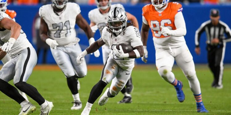 Betting: Why we like Jeanty to beat projections but Cowboys to prevail