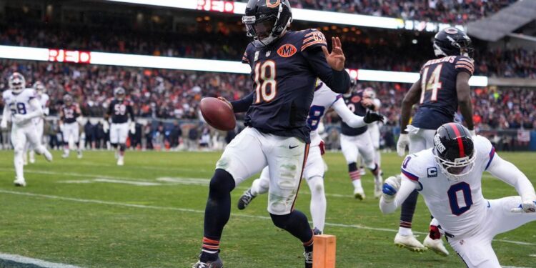 Caleb Williams' 'Houdini' act keys Bears' rally vs. Giants