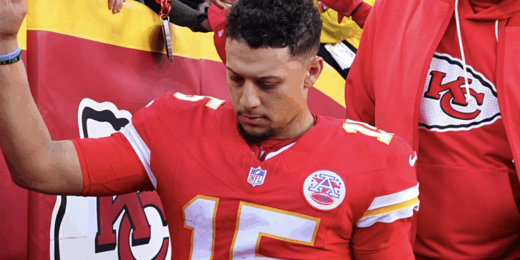 Chiefs Announce Bad News for Patrick Mahomes Before Cowboys Game Download app from appStore
