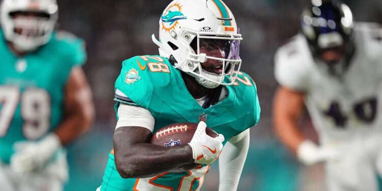 Dolphins RB De'Von Achane among notable players discussed