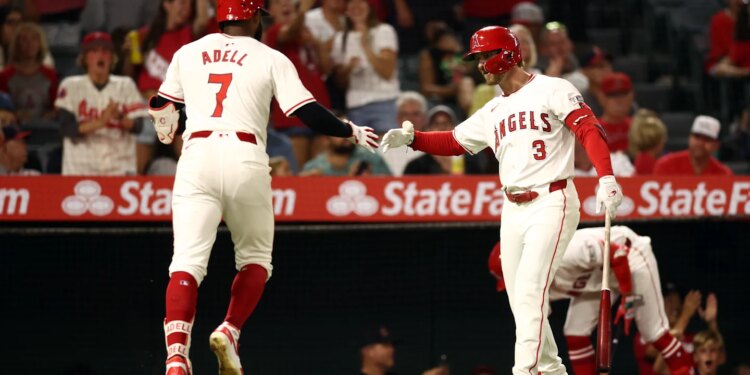 Seattle Mariners v Los Angeles Angels