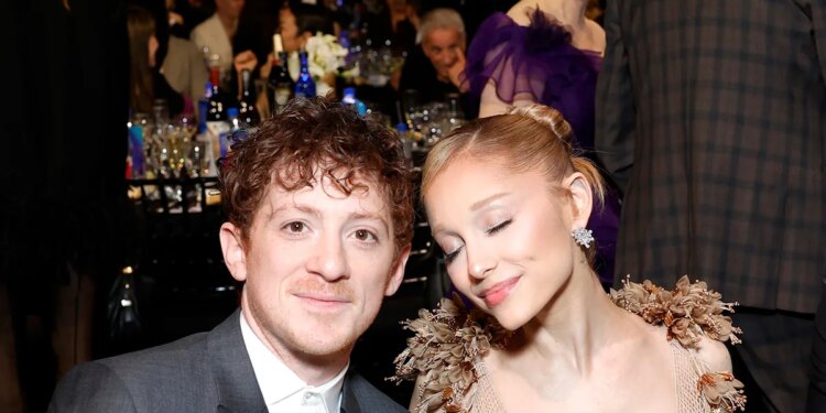 Ethan Slater on Ariana Grande Romance Ethan Slater on Ariana Grande Romance