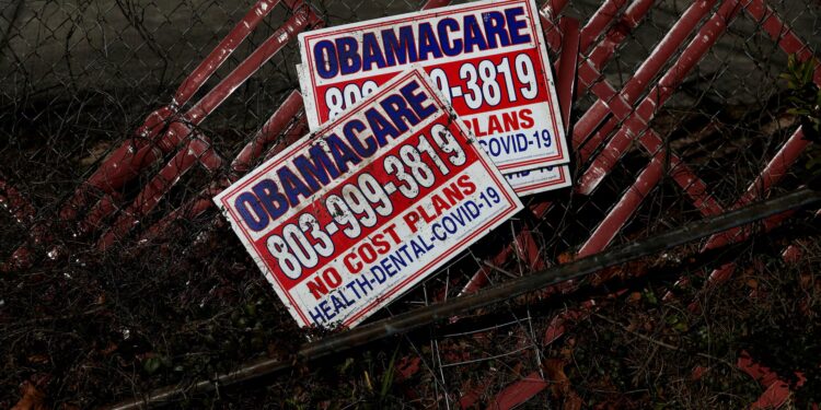 Exclusive: Americans waiting for Obamacare subsidies delay or drop health insurance