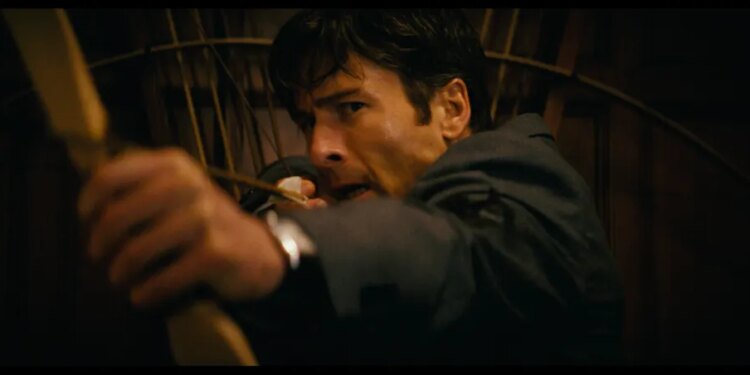 First Look At Glen Powell Thriller