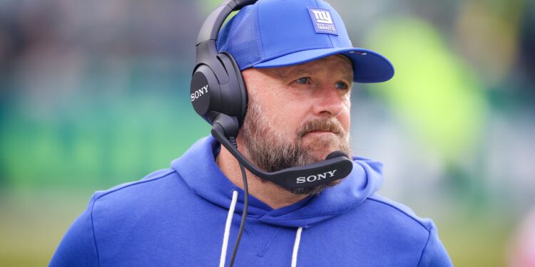 Former Giants star blasts ongoing coaching debate: ‘At some point, it’s your a--’