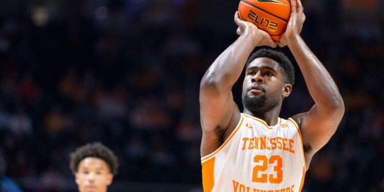 HOOPS CENTRAL: #20/17 Tennessee vs. Rutgers Kobi header