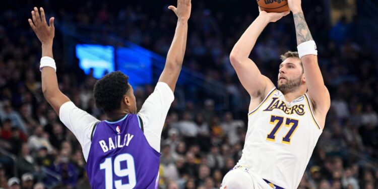 How do the Lakers keep winning when they’re missing so many shots?