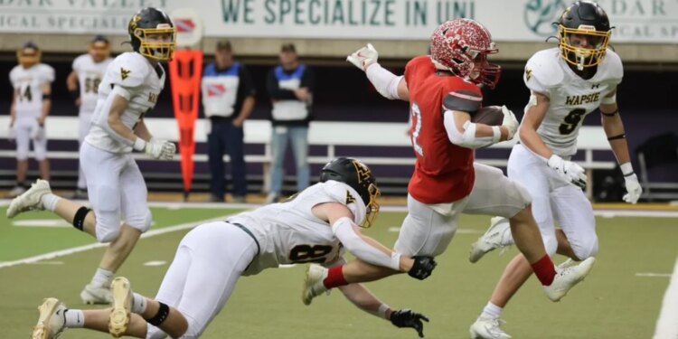 Iowa High School Football Playoffs: Saint Ansgar Vs. MMCRU Iowa High School Football Playoffs: Saint Ansgar Vs. MMCRU