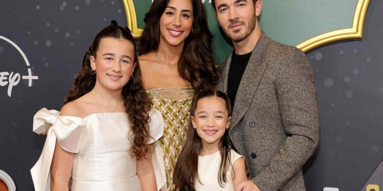 Kevin Jonas' Daughters Talk Film Debut in 'A Very Jonas Christmas Movie'