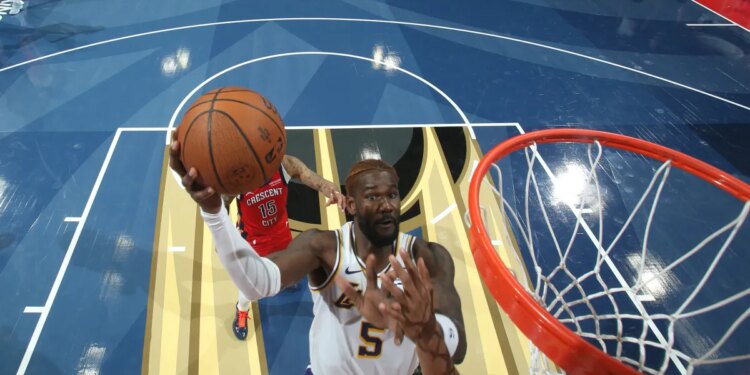 Lakers Notebook: Jarred Vanderbilt, DeAndre Ayton and the next 10 games