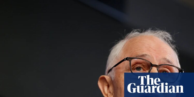 Malcolm Turnbull accuses Liberals of ‘Trumpian campaign against renewables’ after party dumps net zero | Liberal party