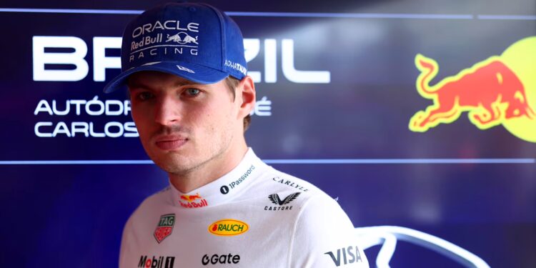 Max Verstappen to start Sao Paulo Grand Prix from pit lane after power unit change SAO PAULO, BRAZIL - NOVEMBER 09: Gabriel Bortoleto of Brazil and Stake F1 Team Kick Sauber gets out