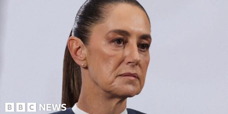 Mexico president to seek charges after being groped on street Mexico president to seek charges after being groped on street