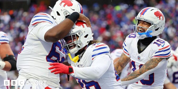 NFL Scores LIVE: Week 11 updates, touchdowns, results and live text including Bucs at Bills and Packers at Giants NFL Scores LIVE: Week 11 updates, touchdowns, results and live text including Bucs at Bills and Packers at Giants