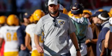 Odds, picks, best bet for Wednesday night MACtion