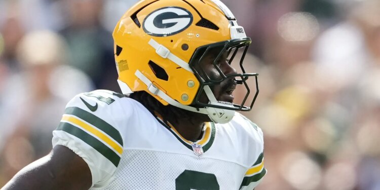 Packers Urged to Add QB Wrinkle for Stagnant Offense Packers Urged to Add QB Wrinkle for Stagnant Offense