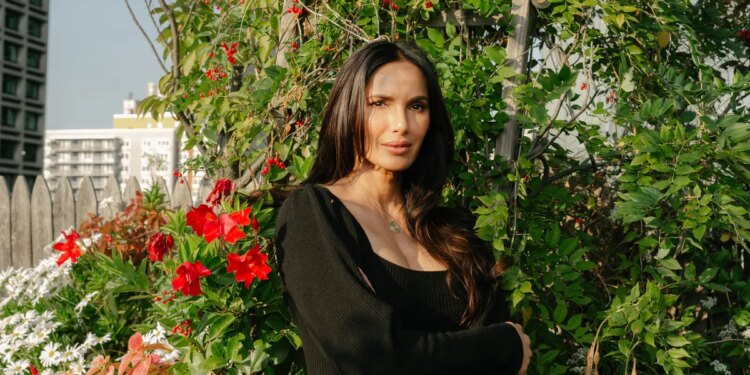 Padma Lakshmi’s Cookbook is a 'Love Letter' to Immigrants Padma Lakshmi’s Cookbook is a 'Love Letter' to Immigrants