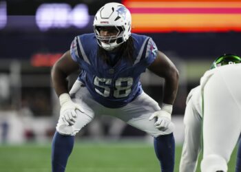 Patriots LG Jared Wilson carted off with an ankle injury