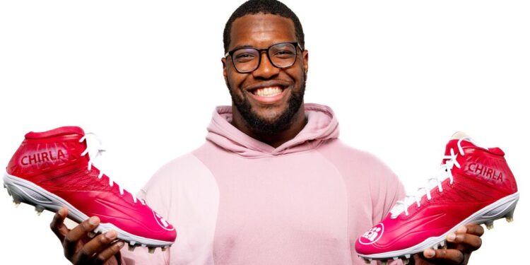 Rams' Kobie Turner highlights immigrant rights via cleats campaign