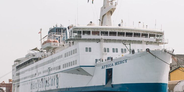 Record haul on the cards as Mercy Ships’ Cargo Day builds toward landmark total Record haul on the cards as Mercy Ships’ Cargo Day builds toward landmark total
