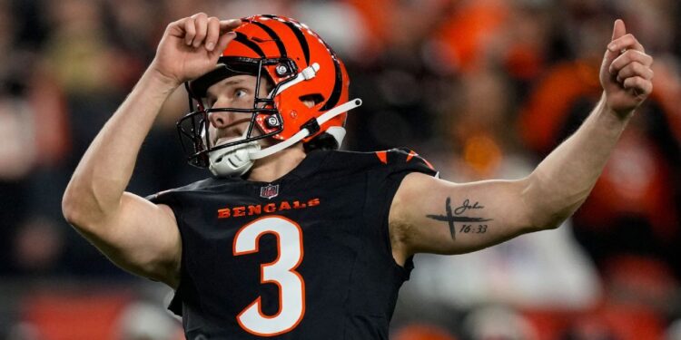 Source: Saints release K Grupe, sign York over Tucker after tryout Source: Saints release K Grupe, sign York over Tucker after tryout