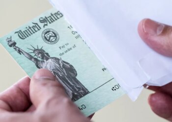 Stimulus payment November 2025, IRS direct deposit relief payment & tariff dividend fact check