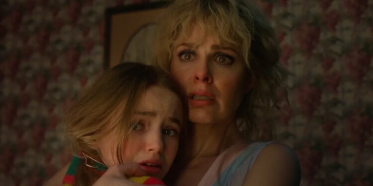 'Stranger Things 5' Actor on Demogorgon Attack, Meeting Max