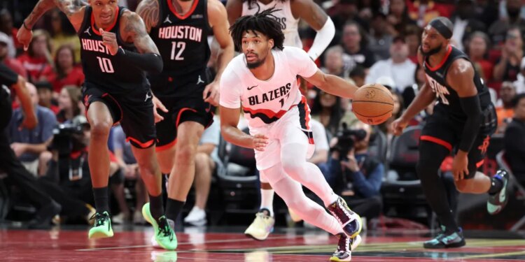 Trail Blazers’ Shaedon Sharpe Upgraded to Questionable vs Spurs Trail Blazers’ Shaedon Sharpe Upgraded to Questionable vs Spurs