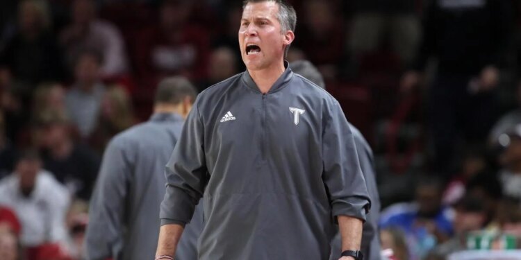 Troy vs. Toledo prediction, odds: 2025 Coconut Hoops picks from proven model Troy vs. Toledo prediction, odds: 2025 Coconut Hoops picks from proven model