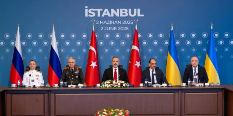 Ukraine’s Zelenskyy headed to Turkiye in bid to resuscitate peace talks | News